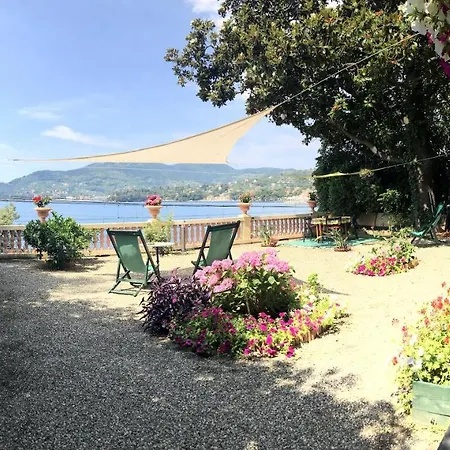 Ladidi Oda ve Kahvaltı Rapallo